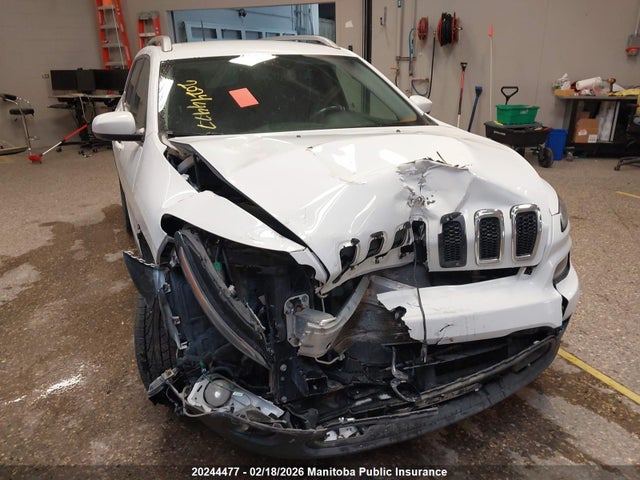 1C4PJLCB8HW610487 Jeep Cherokee North