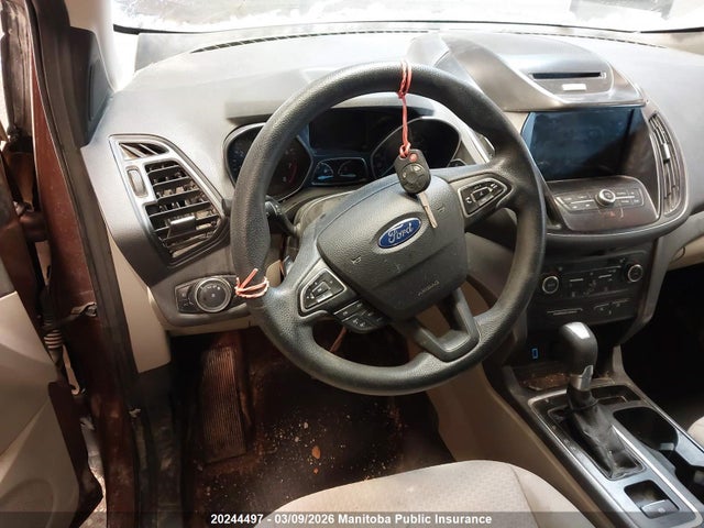 1FMCU9GD9HUA71907 Ford ESCAPE SE