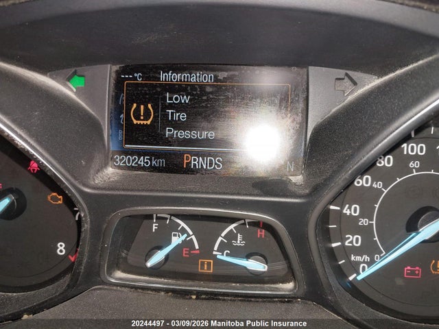 1FMCU9GD9HUA71907 Ford ESCAPE SE