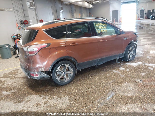 1FMCU9GD9HUA71907 Ford ESCAPE SE