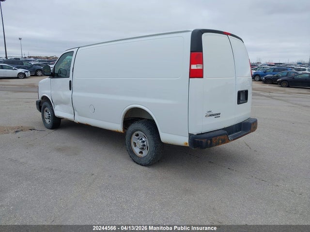 2013 Chevrolet Express 2500 Cargo Van მანქანა იყიდება აუქციონზე, vin: 1GCWGFCAXD1161520, აუქციონის ნომერი: 20244566
