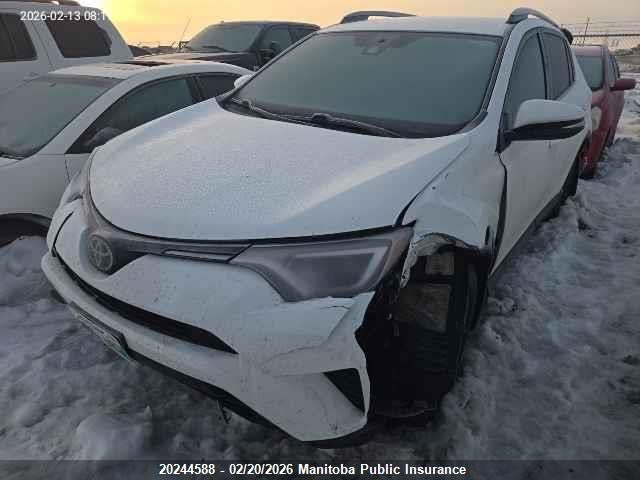 Toyota RAV4 LE 2018 2T3ZFREV2JW409323 Image 2