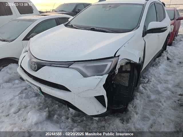 Toyota RAV4 LE 2018 2T3ZFREV2JW409323 Image 6