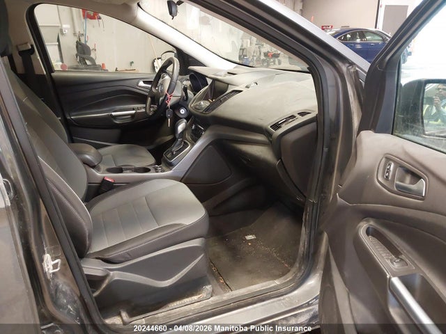1FMCU9GX2EUA80020 Ford ESCAPE SE