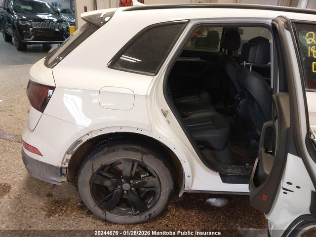 WA1CNAFY8J2033345 Audi Q5