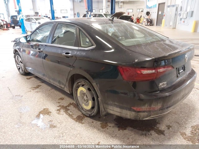 3VWG57BU6MM033738 Volkswagen Jetta Execline 1.4 Tsi
