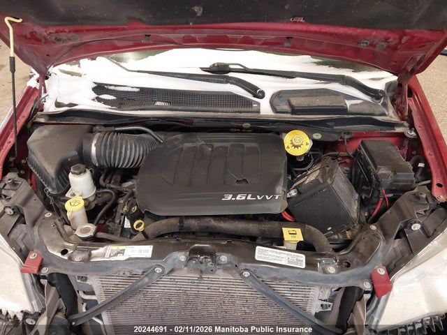 2C4RC1GG4ER387754 Chrysler Town &amp; Country Limited