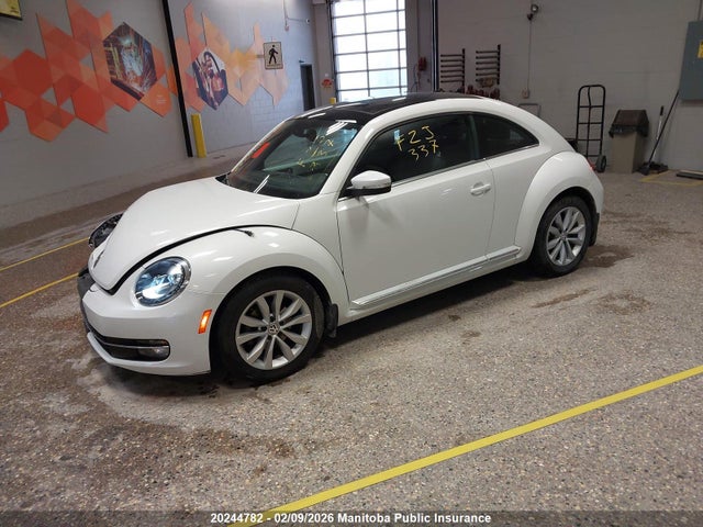 3VWJ07AT6FM629982 Volkswagen Beetle 1.8 Tsi