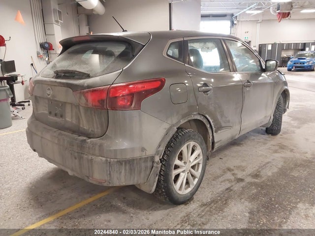 JN1BJ1CP5HW000804 Nissan Qashqai S
