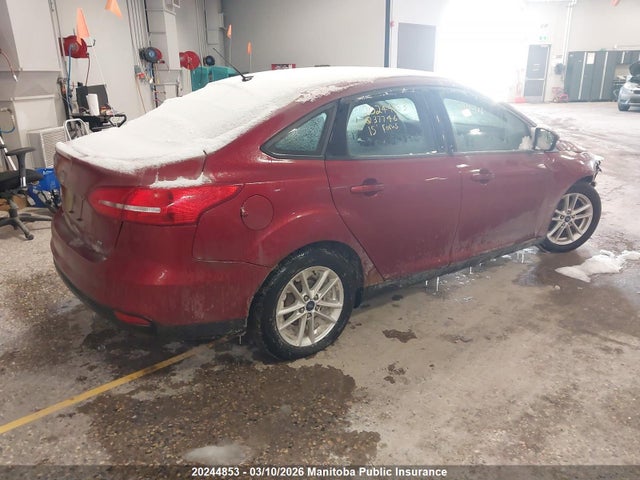 20244853 :رقم المزاد ، 1FADP3F26FL377467 vin ، 2015 Ford Focus S مزاد بيع