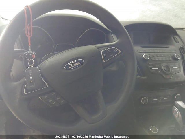 20244853 :رقم المزاد ، 1FADP3F26FL377467 vin ، 2015 Ford Focus S مزاد بيع