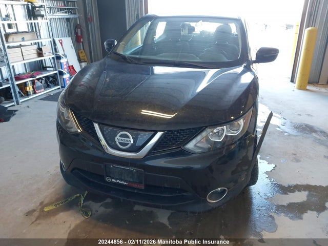 JN1BJ1CR9JW283280 Nissan Qashqai Sv