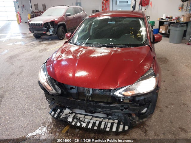 3N1AB7AP0HL681782 Nissan Sentra 1.8 Sv