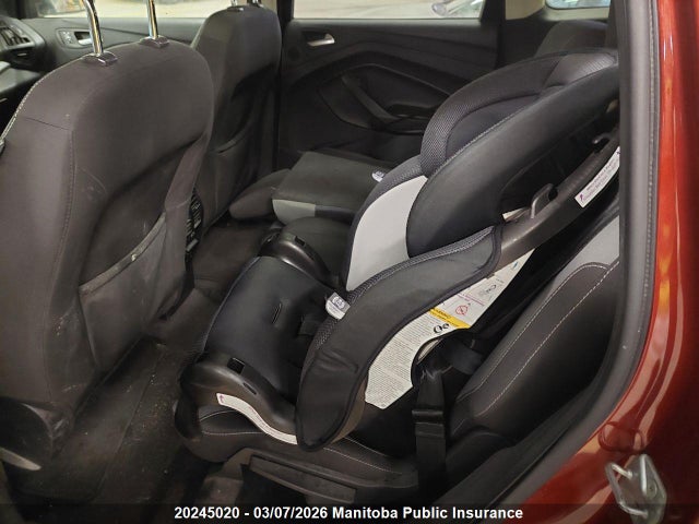 1FMCU0GX7EUB88001 Ford ESCAPE SE