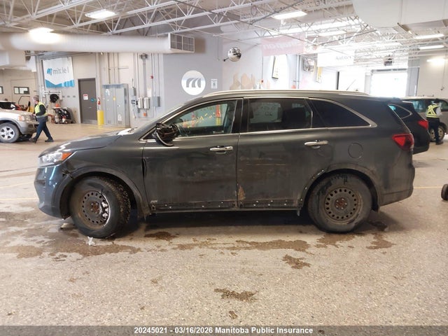 5XYPGDA57LG654861 KIA Sorento Lx+ V6