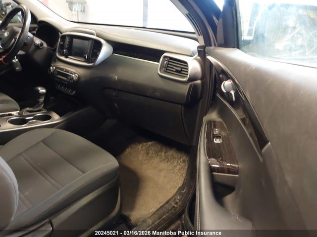 5XYPGDA57LG654861 KIA Sorento Lx+ V6