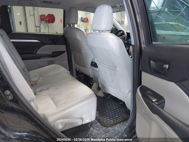 5TDZKRFH0FS042595 Toyota Highlander Le V6