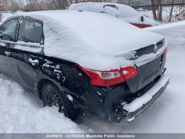3N1AB7APXJY270172 Nissan Sentra 1.8 Sv