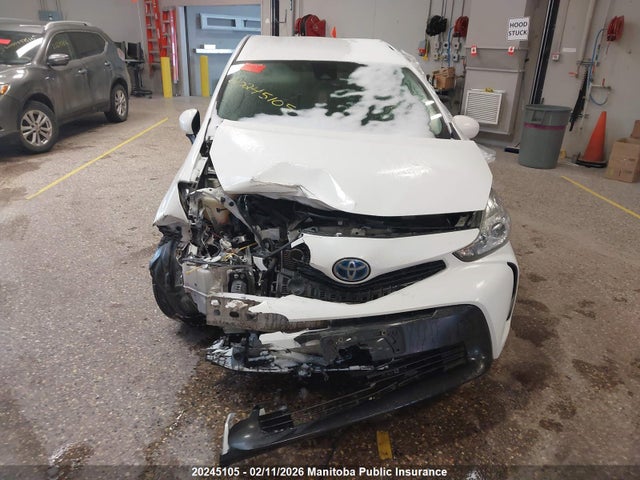 JTDZN3EU9JJ076124 Toyota PRIUS V