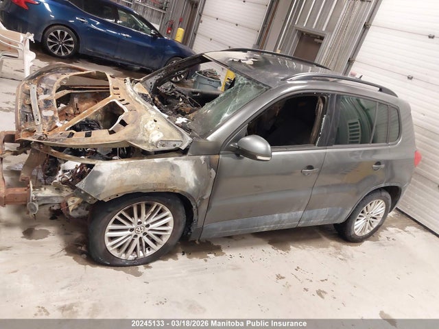WVGJV7AX3GW531223 Volkswagen Tiguan 2.0 Tsi