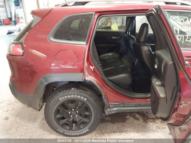 1C4PJMBN7KD228228 Jeep Cherokee Trailhawk