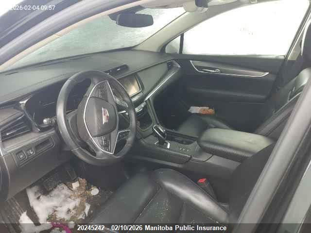 1GYKNERS2HZ105684 Cadillac XT5