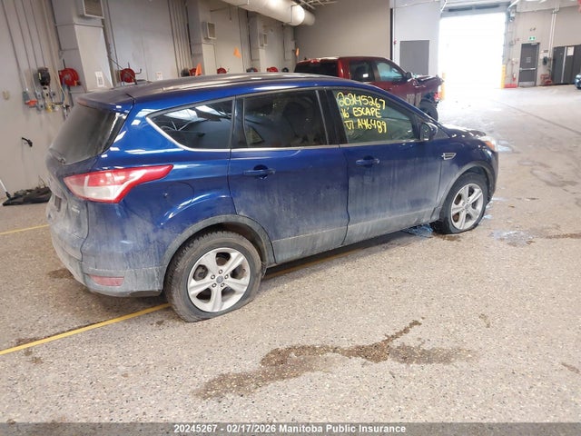 1FMCU9GX1GUA46489 Ford ESCAPE SE