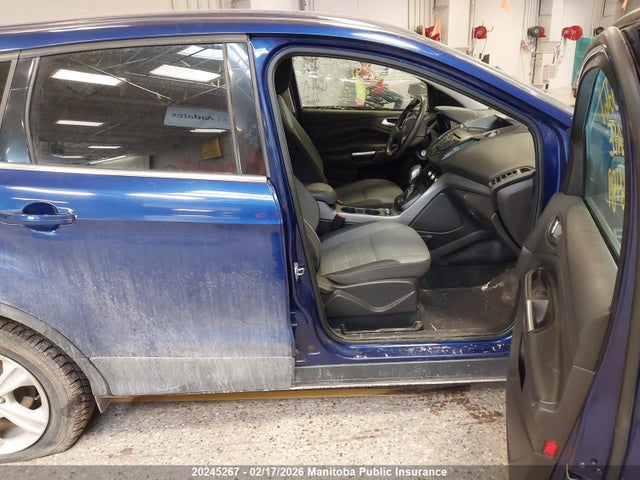 1FMCU9GX1GUA46489 Ford ESCAPE SE