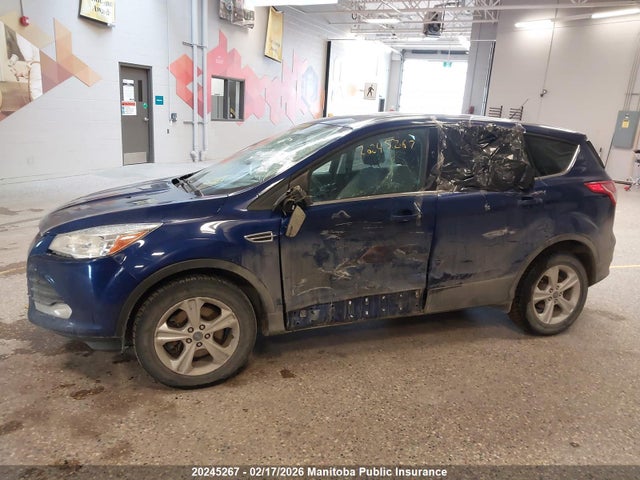 1FMCU9GX1GUA46489 Ford ESCAPE SE