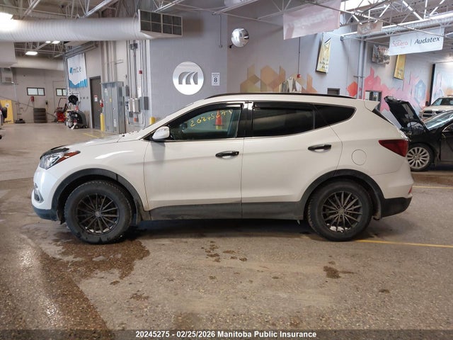 5XYZU3LB5JG519695 Hyundai SANTA FE SPORT