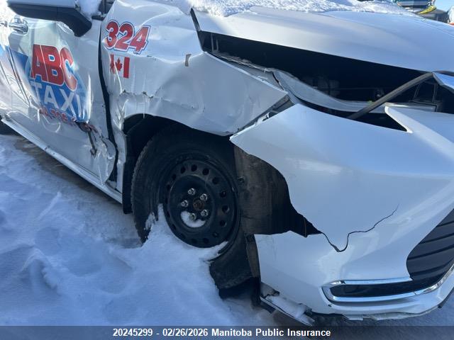 5TDGRKEC0RS194168 Toyota Sienna Xle Hybrid
