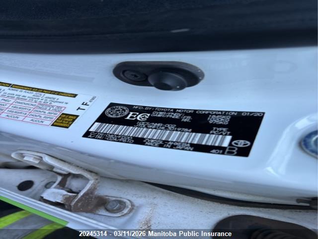 20245314 :رقم المزاد ، JTDL9RFU4L3019784 vin ، 2020 Toyota Prius Awd-e مزاد بيع