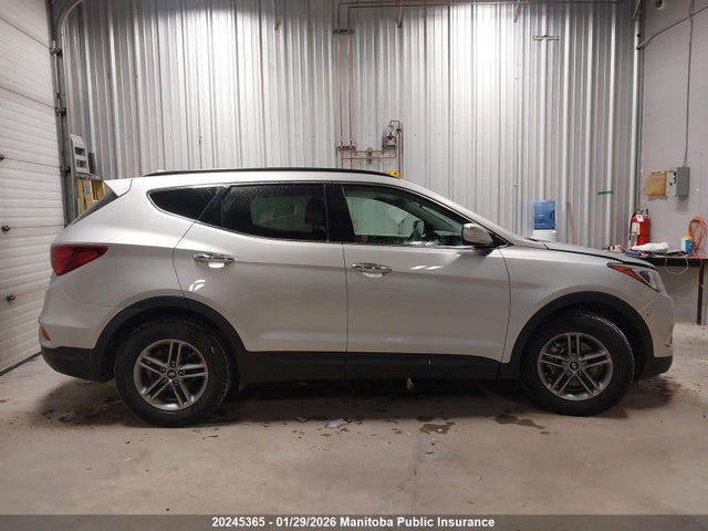5XYZUDLB8HG481718 Hyundai SANTA FE SPORT
