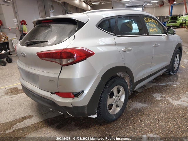 KM8J3CA40HU466994 Hyundai Tucson