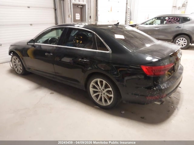 Продаж на аукціоні авто 2017 Audi A4 2.0t Quattro, vin: WAUBNAF47HN007033, номер лоту: 20245459