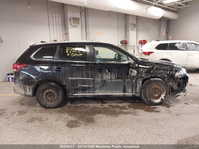 JA4J24A52JZ615916 Mitsubishi Outlander Se Hybrid