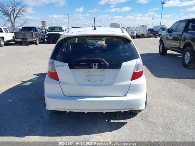 2013 Honda Fit Sport მანქანა იყიდება აუქციონზე, vin: LUCGE8H73D3010330, აუქციონის ნომერი: 20245517