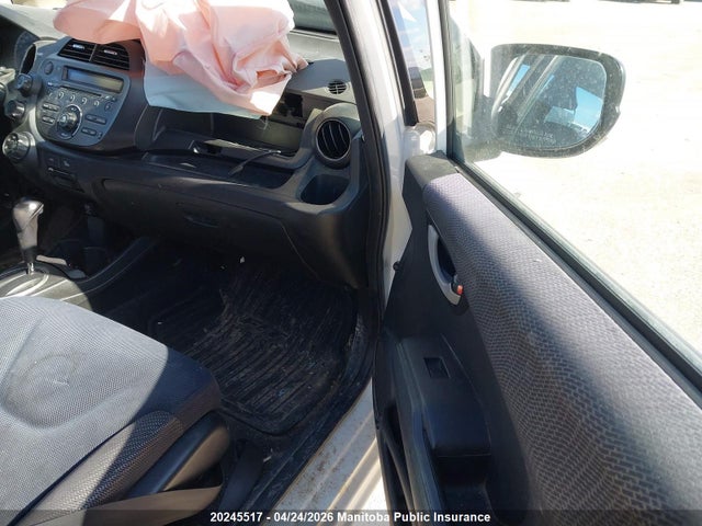2013 Honda Fit Sport მანქანა იყიდება აუქციონზე, vin: LUCGE8H73D3010330, აუქციონის ნომერი: 20245517