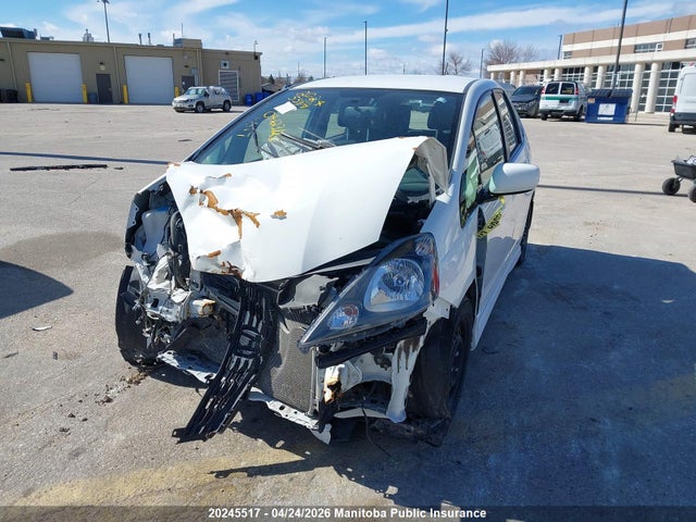2013 Honda Fit Sport მანქანა იყიდება აუქციონზე, vin: LUCGE8H73D3010330, აუქციონის ნომერი: 20245517