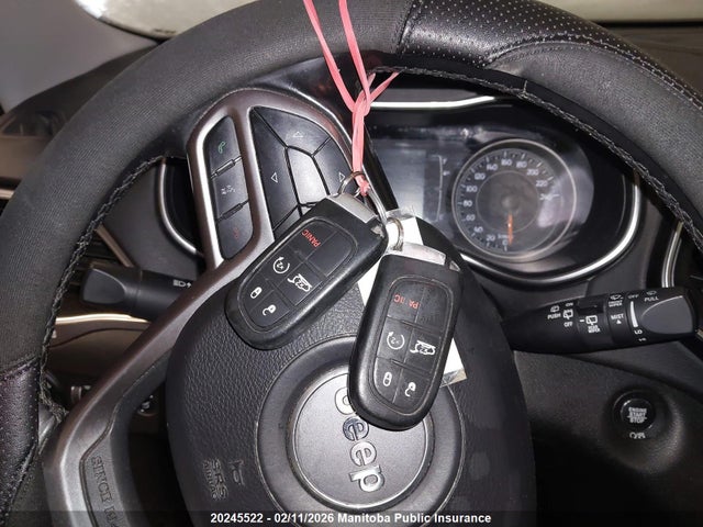 1C4PJMCX6KD361742 Jeep Cherokee North