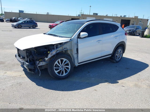KM8J3CA43JU727184 Hyundai Tucson