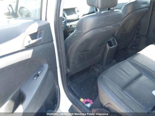 KM8J3CA43JU727184 Hyundai Tucson