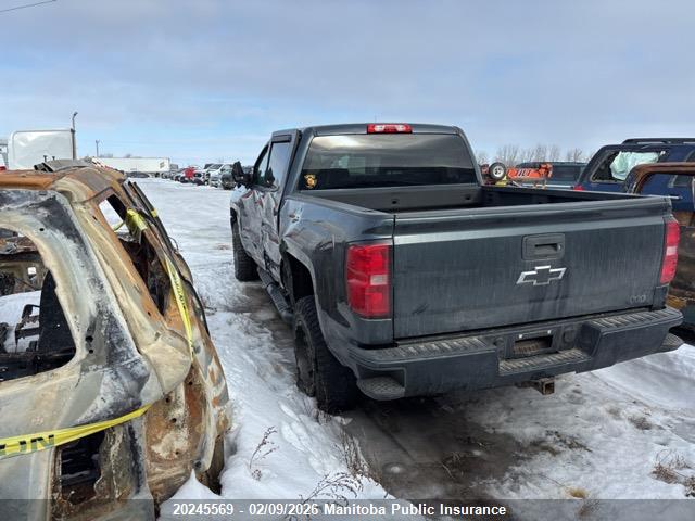 3GCUKREC1JG146049 Chevrolet Silverado 1500 2lt