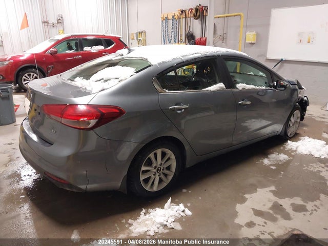 20245591 :رقم المزاد ، 3KPFL4A8XHE024791 vin ، 2017 Kia Forte Ex مزاد بيع