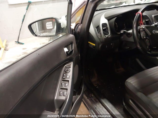 20245591 :رقم المزاد ، 3KPFL4A8XHE024791 vin ، 2017 Kia Forte Ex مزاد بيع