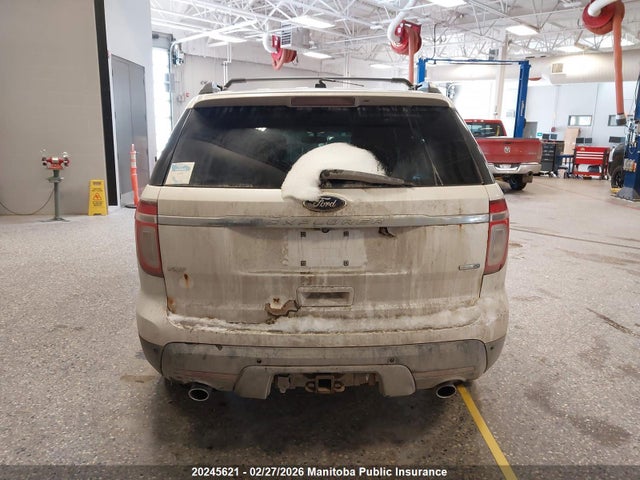 1FM5K8D81FGA72898 Ford EXPLORER XLT