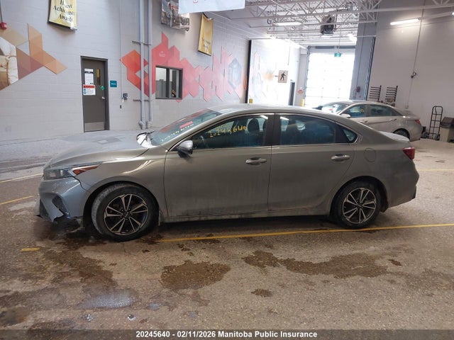 3KPF34AD8NE511156 KIA FORTE EX