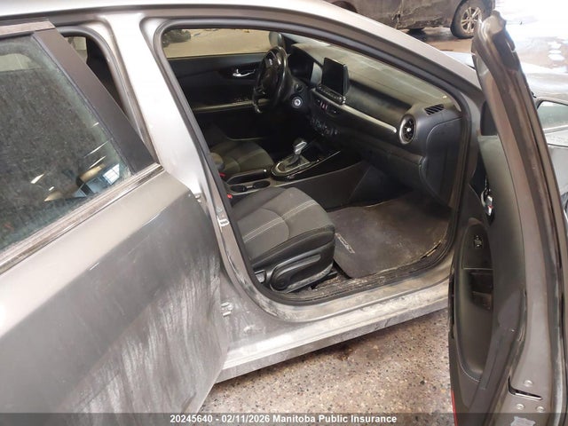 3KPF34AD8NE511156 KIA FORTE EX