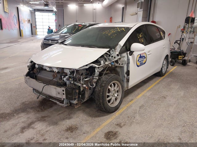 JTDZN3EU2JJ076112 Toyota PRIUS V
