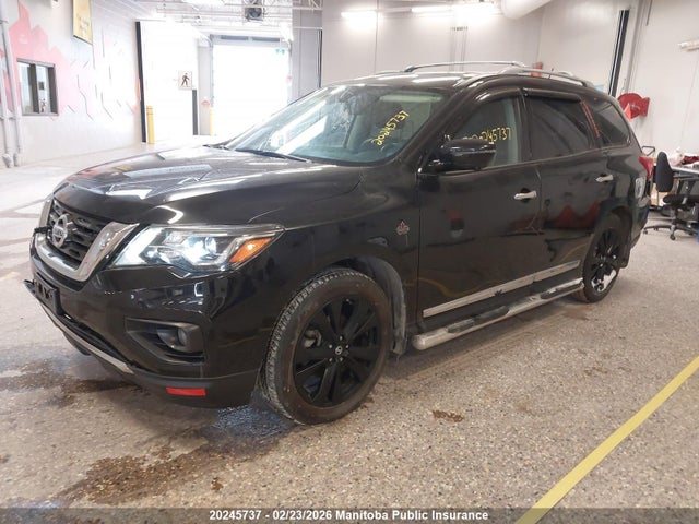 5N1DR2MM2HC671739 Nissan Pathfinder Platinum